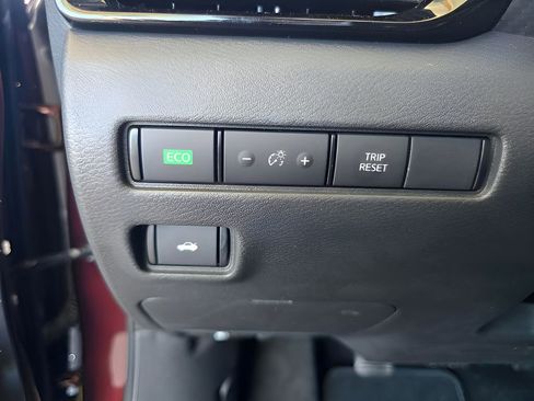 Used 2023 Nissan Sentra SV w/ All-Weather Package image 21