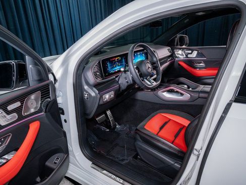 New 2026 Mercedes-Benz GLE 63 AMG S image 10