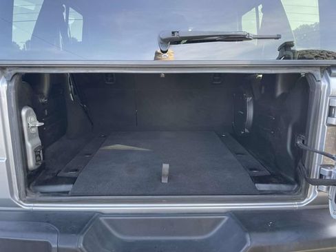 Used 2018 Jeep Wrangler Unlimited Rubicon AWD/4WD image 10