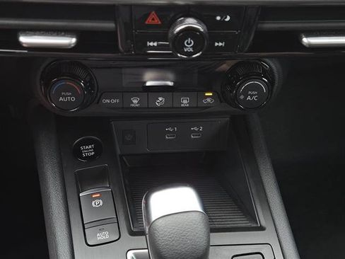 Used 2026 Nissan Kicks SV image 15