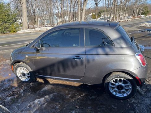 Used 2015 FIAT 500 Pop image 2