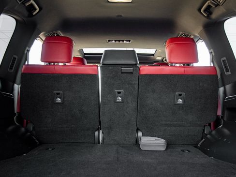 Used 2022 Lexus LX 600 F Sport w/ Accessory Package (Z1) image 37