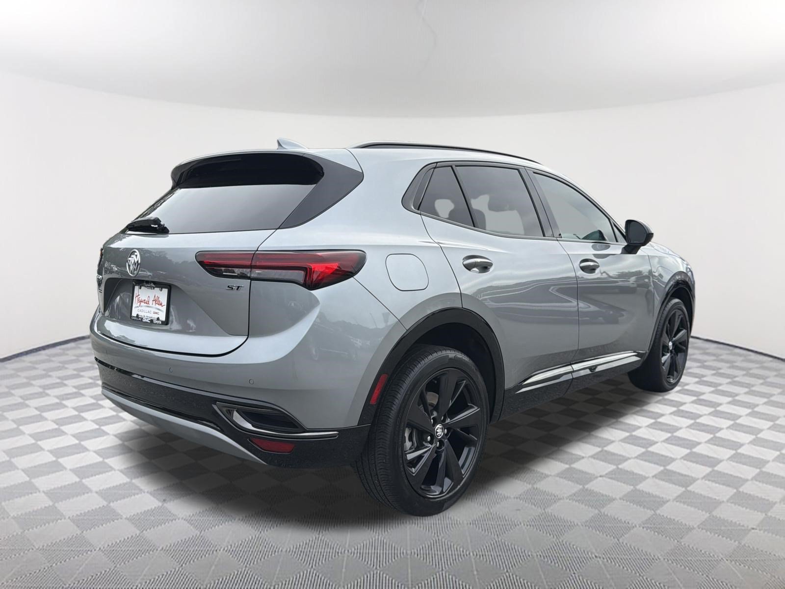 Used 2023 Buick Envision Essence w/ Technology Package I AWD/4WD image 6