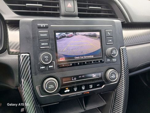Used 2018 Honda Civic Sport image 32