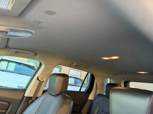 Used 2017 GMC Terrain SLT image 22