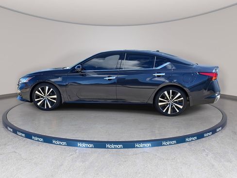 Used 2019 Nissan Altima 2.5 Platinum image 9