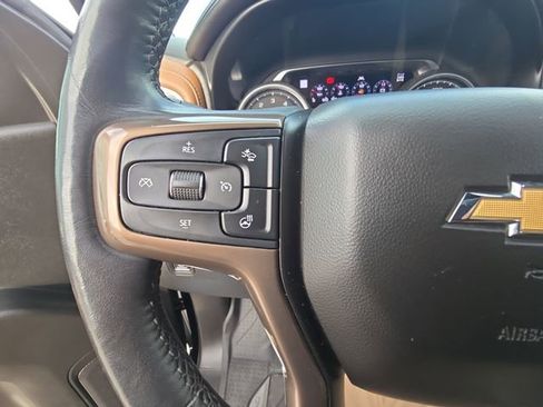 Used 2020 Chevrolet Silverado 1500 High Country w/ Trailer Camera Package image 16