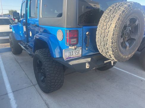 Used 2014 Jeep Wrangler Unlimited Sport AWD/4WD image 16