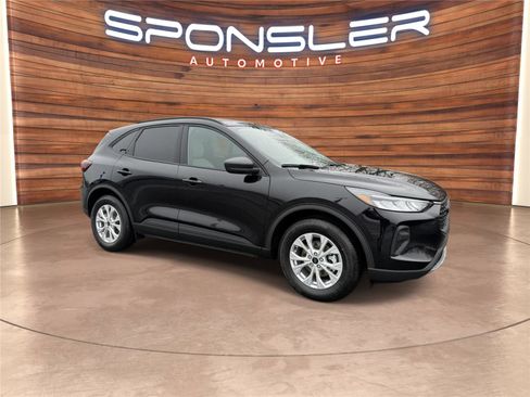 New 2026 Ford Escape Active w/ Tech Pack #1 image 7