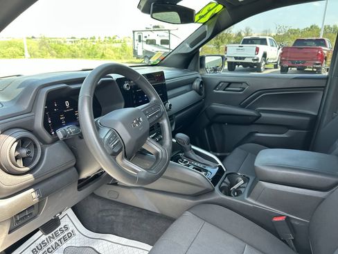 Used 2023 Chevrolet Colorado Trail Boss w/ Advanced Trailering Package AWD/4WD image 24
