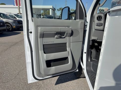 New 2026 Ford E-350 and Econoline 350 Super Duty w/ Power Equipment Group image 14