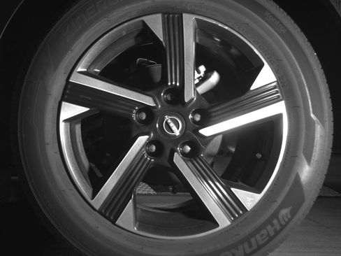 Used 2025 Nissan Sentra SV image 14