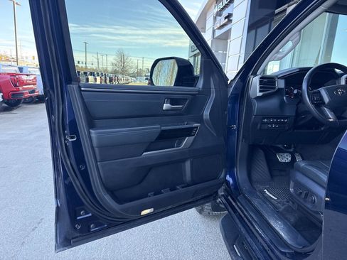 Used 2022 Toyota Tundra Limited image 8