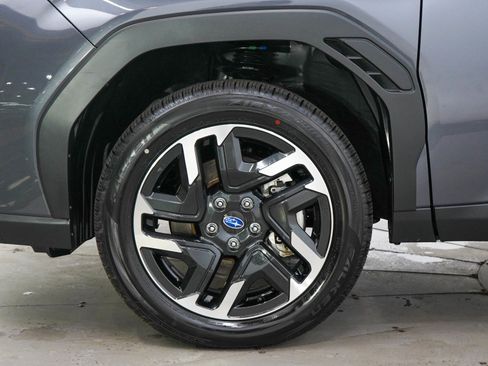 Certified 2026 Subaru Forester Premium AWD/4WD image 30