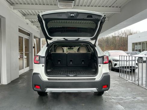 Certified 2025 Subaru Outback Limited w/ Popular Package #2 image 19