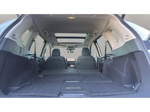 New 2026 Nissan Rogue Platinum w/ Platinum Premium Package AWD/4WD image 13