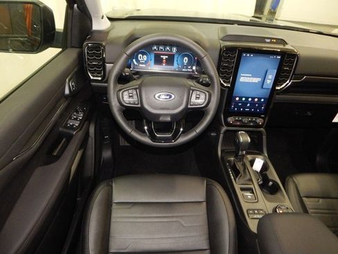New 2025 Ford Ranger Lariat w/ FX4 Off-Road Package image 12