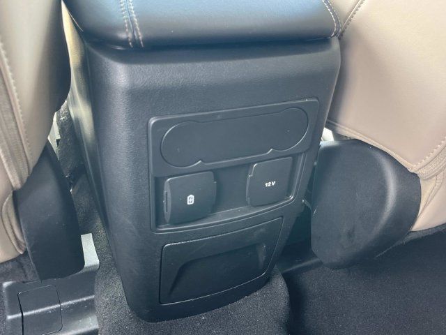 Used 2024 Ford Explorer XLT w/ Equipment Group 202A AWD/4WD image 18