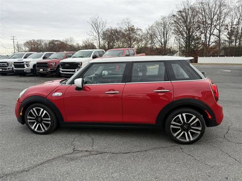 Used 2021 MINI Cooper S image 8