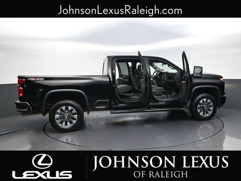 Used 2025 Chevrolet Silverado 2500 Custom w/ Custom Convenience Package AWD/4WD image 24