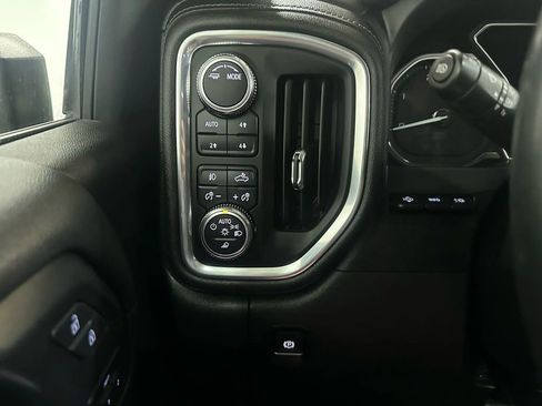 Used 2021 GMC Sierra 3500 Denali w/ Denali Ultimate Package image 10