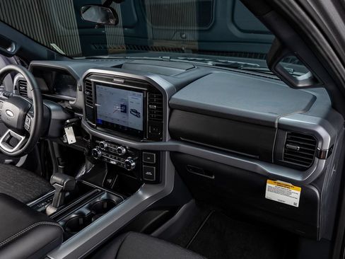 Used 2026 Ford F150 XLT w/ XLT Black Appearance Package AWD/4WD image 18