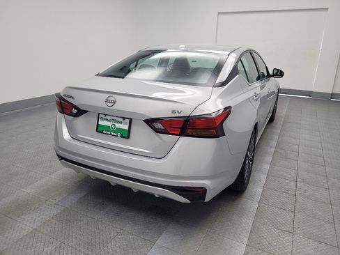 Used 2023 Nissan Altima 2.5 SV image 7