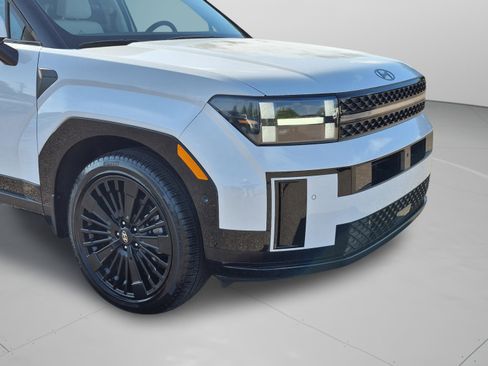 Used 2025 Hyundai Santa Fe Calligraphy FWD image 39