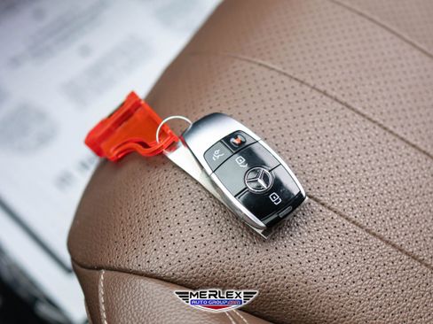 Used 2017 Mercedes-Benz E 300 image 50