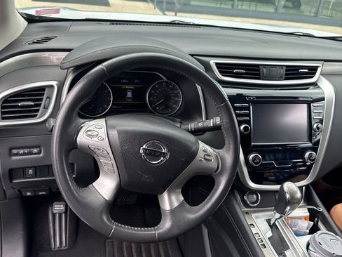 Used 2018 Nissan Murano SV FWD image 5