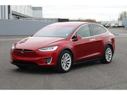 Used 2018 Tesla Model X 100D image 1