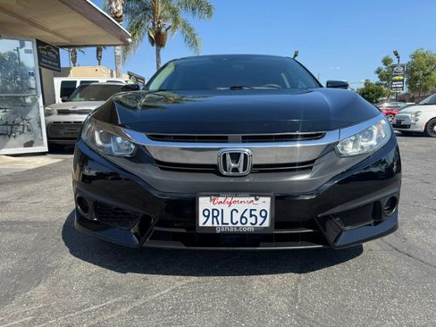 Used 2018 Honda Civic EX image 3