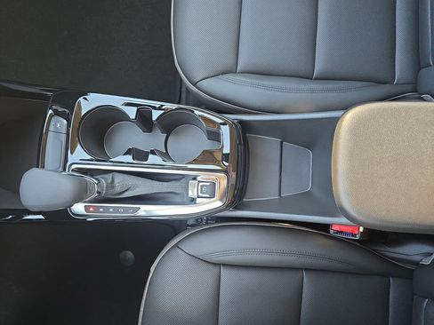 New 2026 Chevrolet Trax ACTIV image 25