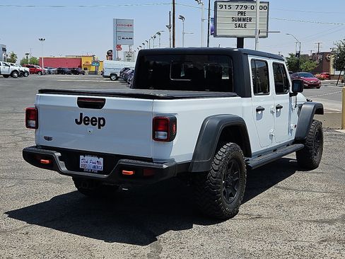 Used 2023 Jeep Gladiator Mojave w/ Trailer Tow Package image 4