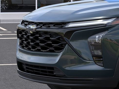 New 2026 Chevrolet Trax LT w/ Midnight Edition FWD image 13