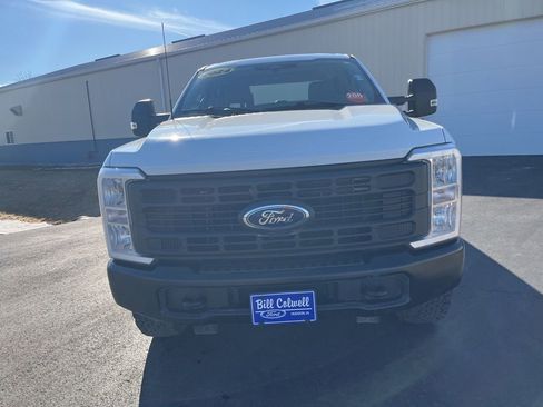 Used 2024 Ford F350 XL w/ FX4 Off-Road Package image 9