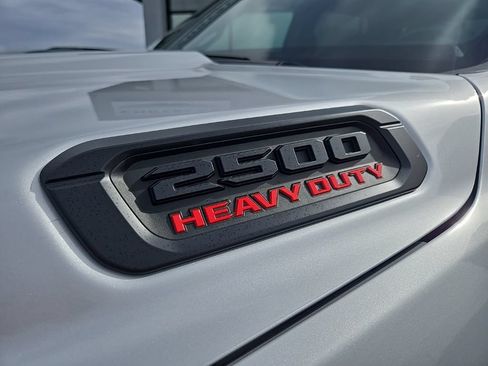 New 2026 RAM 2500 Tradesman AWD/4WD image 18