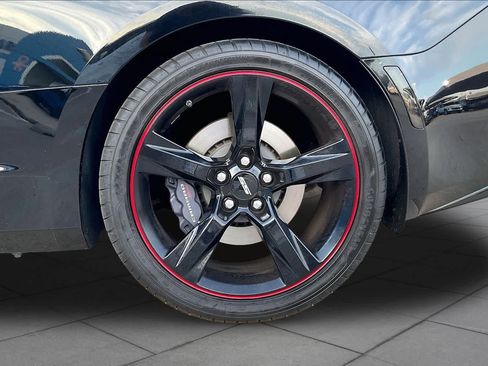 Used 2018 Chevrolet Camaro SS RWD image 12