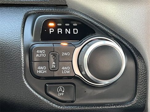 Used 2019 RAM 1500 Big Horn image 33