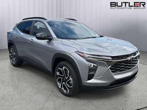 New 2026 Chevrolet Trax RS w/ Driver Confidence Package image 6