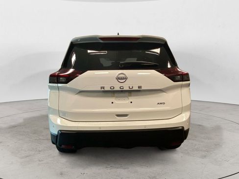 New 2026 Nissan Rogue S image 4
