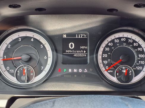 Used 2024 RAM 1500 Classic SLT AWD/4WD image 15