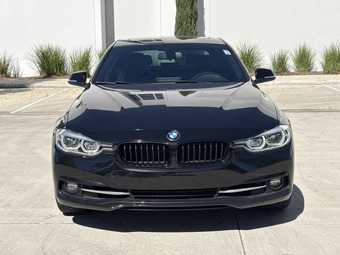Used 2018 BMW 330i xDrive Sedan AWD/4WD image 8