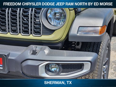 New 2025 Jeep Gladiator Sport image 5