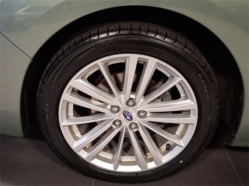 Used 2016 Subaru Impreza 2.0i Premium image 10