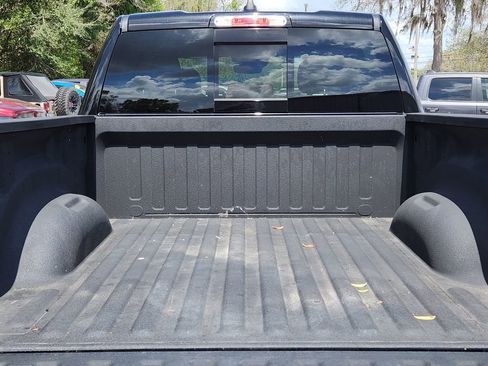 Used 2019 RAM 1500 Limited RWD image 9