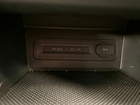 Used 2023 Volkswagen Atlas SE image 15