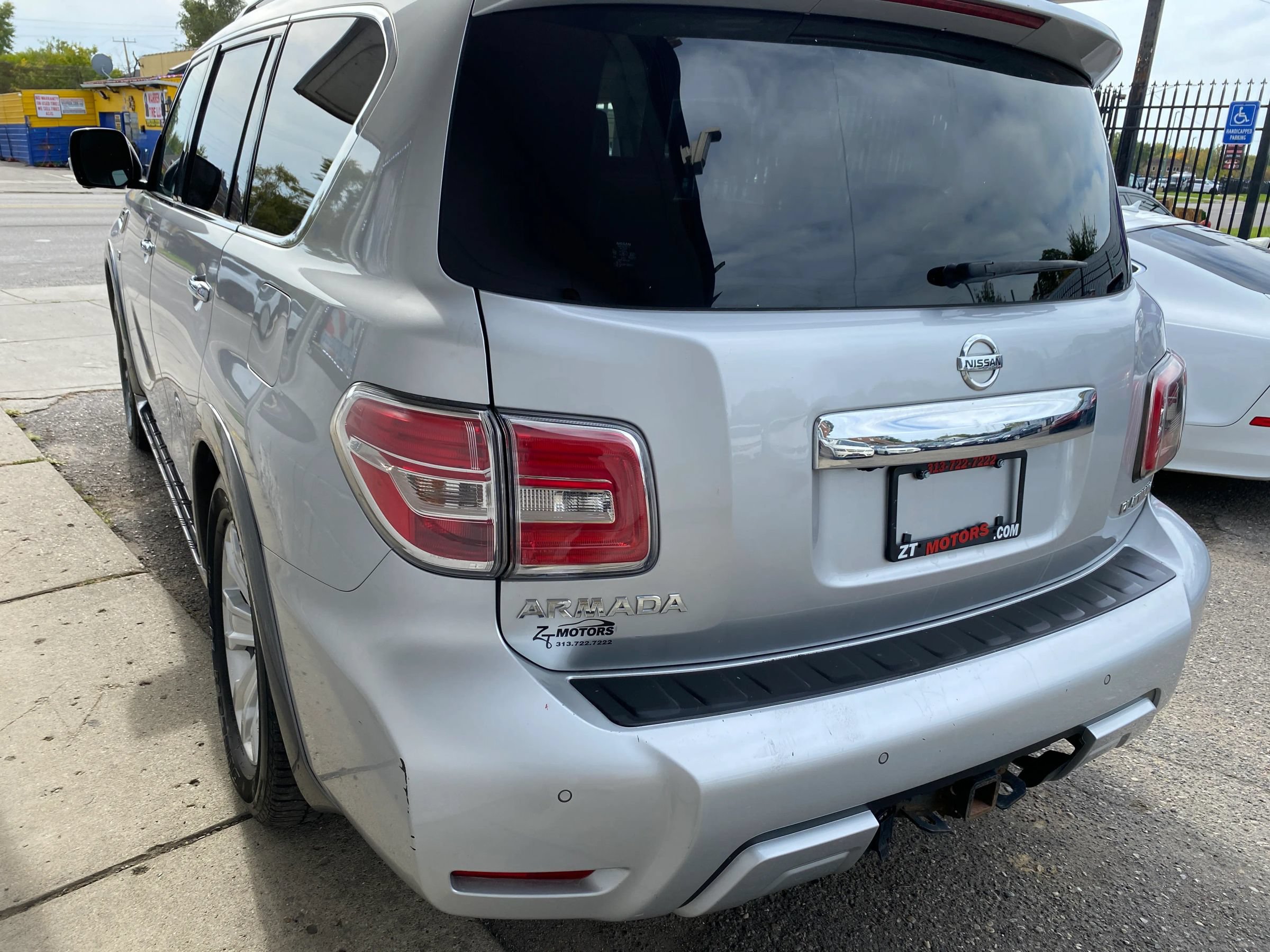Used 2017 Nissan Armada Platinum w/ Captain Seat Package AWD/4WD image 2