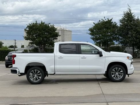 Certified 2023 Chevrolet Silverado 1500 LT w/ Work Truck Package AWD/4WD image 4