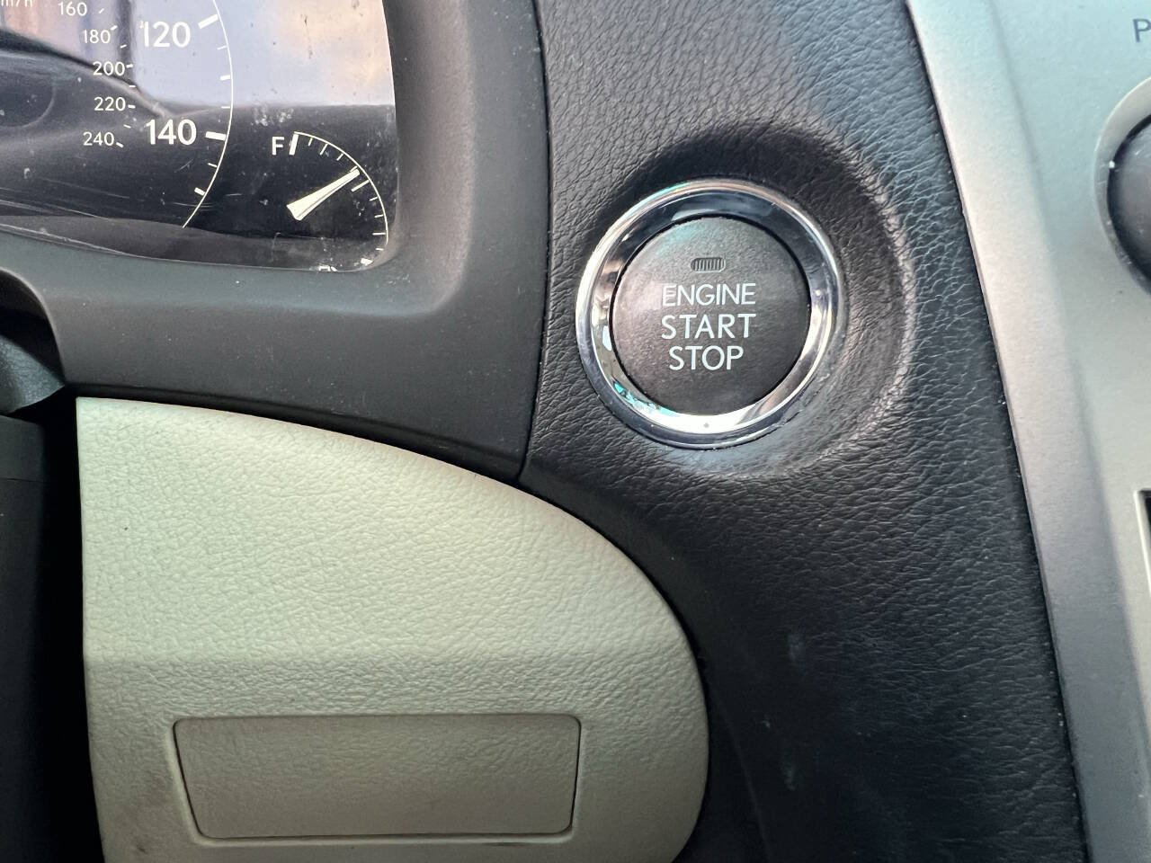Used 2011 Lexus RX 350 AWD w/ Premium Pkg image 29